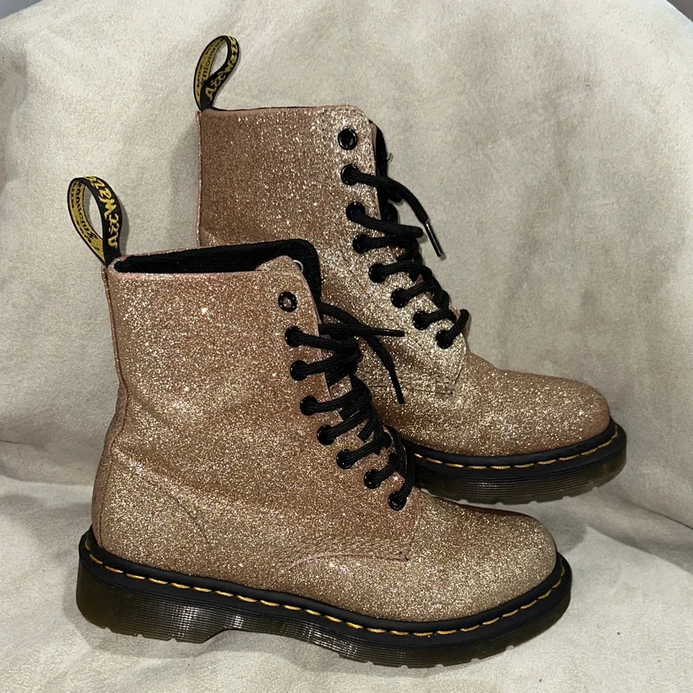 Dr. Martens 1460 Pascal Glitter Gold Combat Boots Us7 - Picture 1 of 16